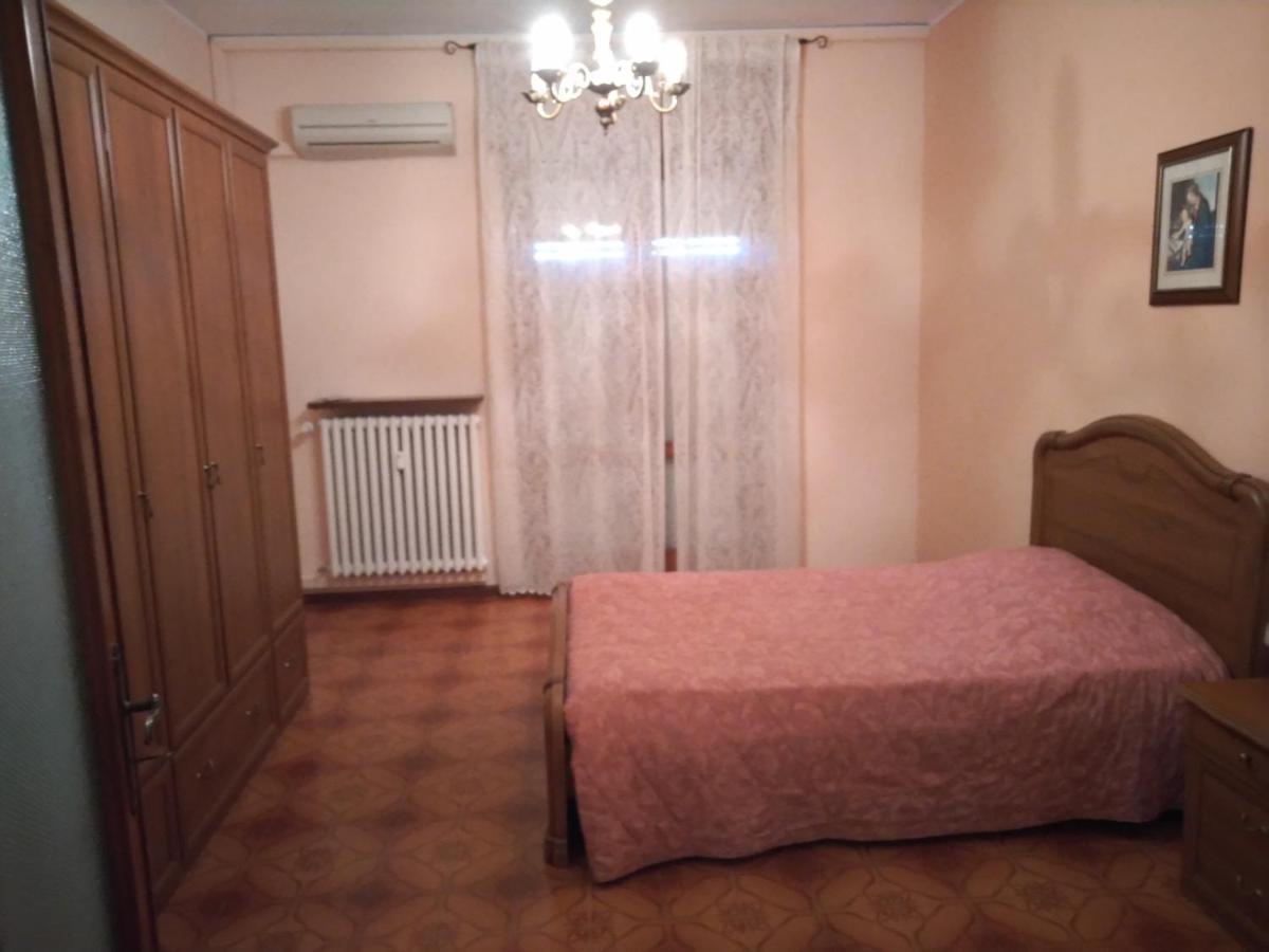 Apartmán Domanda Calosso Exteriér fotografie